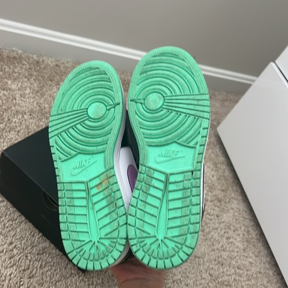 AJ1 low - Picture 6 of 6